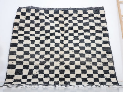 Taziri Moroccan Checkered Rug 5'2" x 4'9"