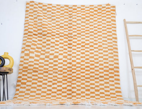 Beccha Moroccan Checkered Rug 5'5" x 8'5"