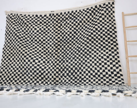 Aksil Moroccan Checkered Rug 8'5" x 12'0"