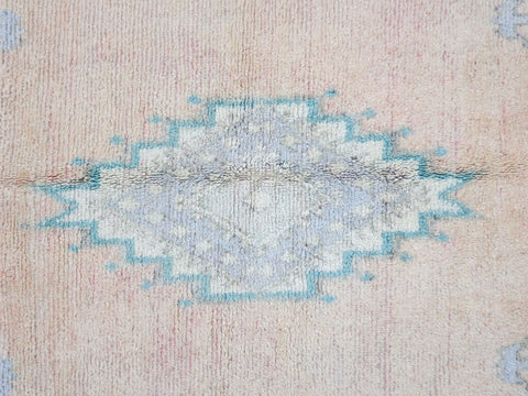 Nuva Vintage Moroccan Rug  5'8" x 9'2"