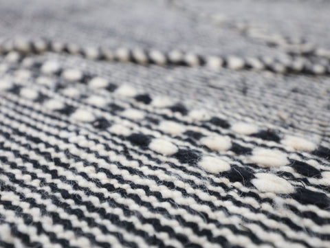 Amadsu  Moroccan Kilim Rug 6'0" x 10'3"