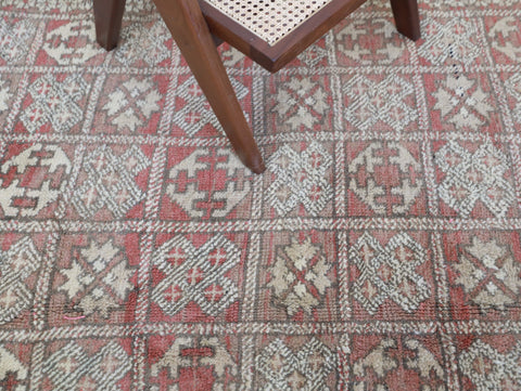 Qazia Vintage Moroccan Rug  5'9" x 9'6"