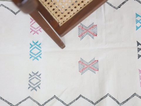 Aslay Cactus Silk Rug 2'0" X 9'4"