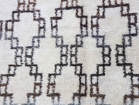 Tamazight Vintage Moroccan Rug  6'4" x 11'1"