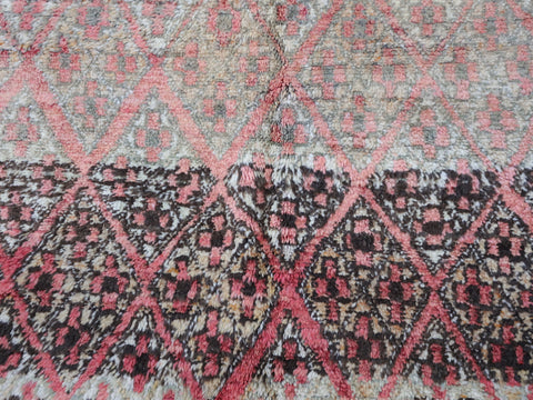 Izza Vintage Moroccan Rug  5'3" x 9'7"
