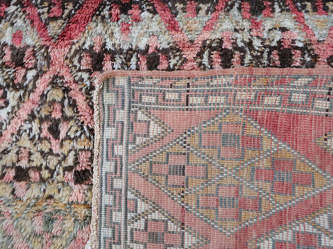 Izza Vintage Moroccan Rug  5'3" x 9'7"