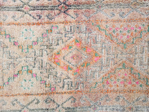 Azenzar Vintage Moroccan Rug  5'8" x9'5"