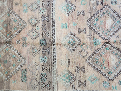 Tazrurt  Vintage Moroccan Rug  6'2" x9'5"