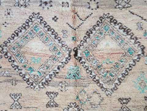 Tazrurt  Vintage Moroccan Rug  6'2" x9'5"