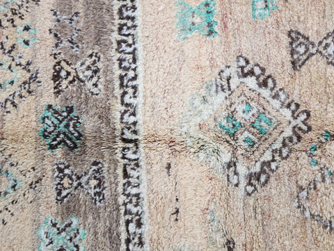 Tazrurt  Vintage Moroccan Rug  6'2" x9'5"