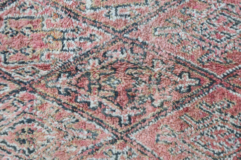 Aghilas Vintage Moroccan Rug  7'0" x9'5"