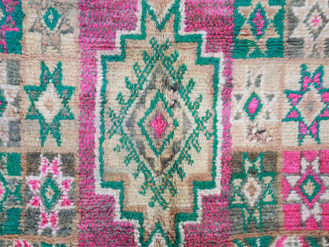 Tinireft Vintage Moroccan Rug  5'9" x9'8"