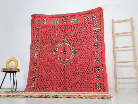 Beti Vintage Moroccan Rug  5'7" x 11'7"