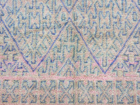 Tawurt Vintage Moroccan Rug  6'6" x9'2"