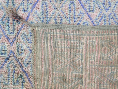 Tawurt Vintage Moroccan Rug  6'6" x9'2"