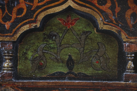 Kuchaf Vintage Wood Chest