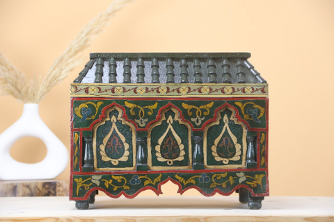 Hindaz Vintage Wood Chest