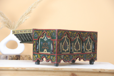 Hindaz Vintage Wood Chest