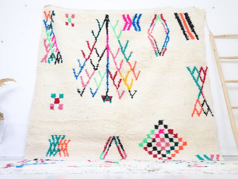 Tajeddigt Moroccan Rug 6'5" x 10'0"