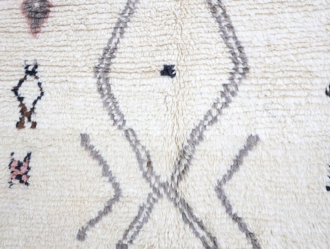 Tumsilt Moroccan Rug 4'1" x 8'2"