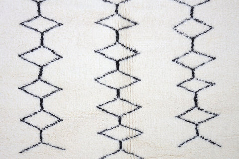 Ghnima Beni Ourain Rug 5'0" x 7'8"