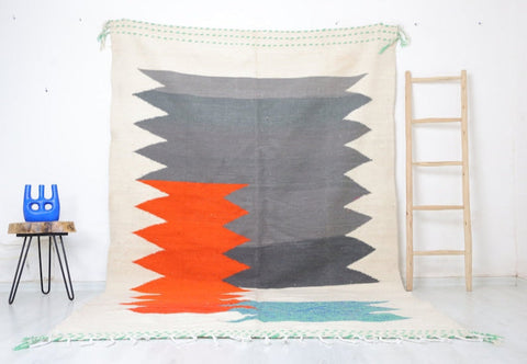 Izza Moroccan Kilim Rug 6'4" x 10'0"