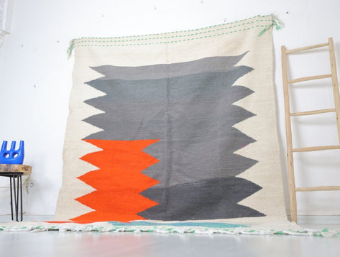 Izza Moroccan Kilim Rug 6'4" x 10'0"